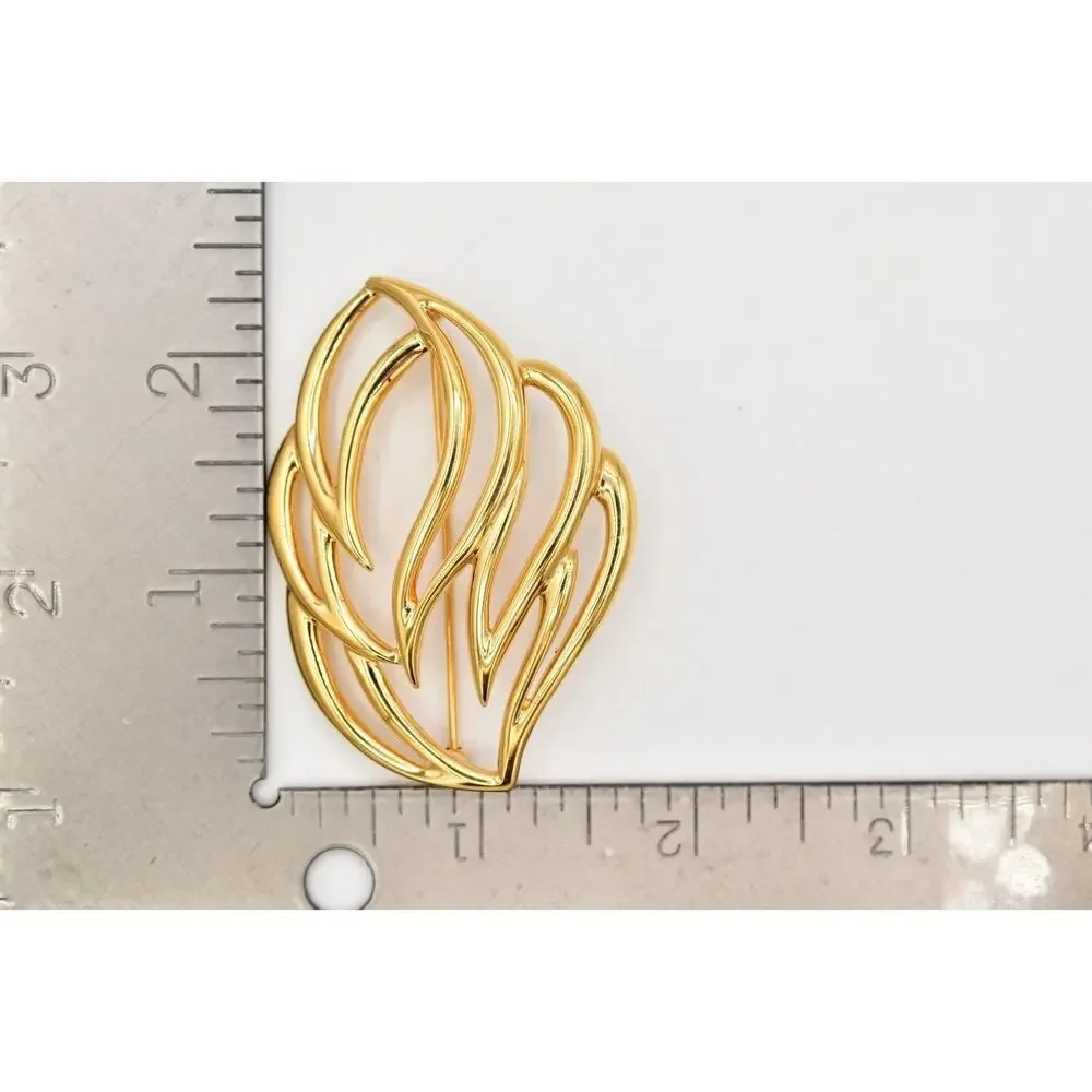Monet Vintage Leaf Pin Brooch Gold Tone Abstract Chunky Fall Signed 1970s BinBG
